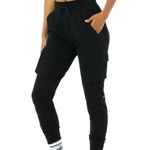 Alo yoga unwind cargo jogger